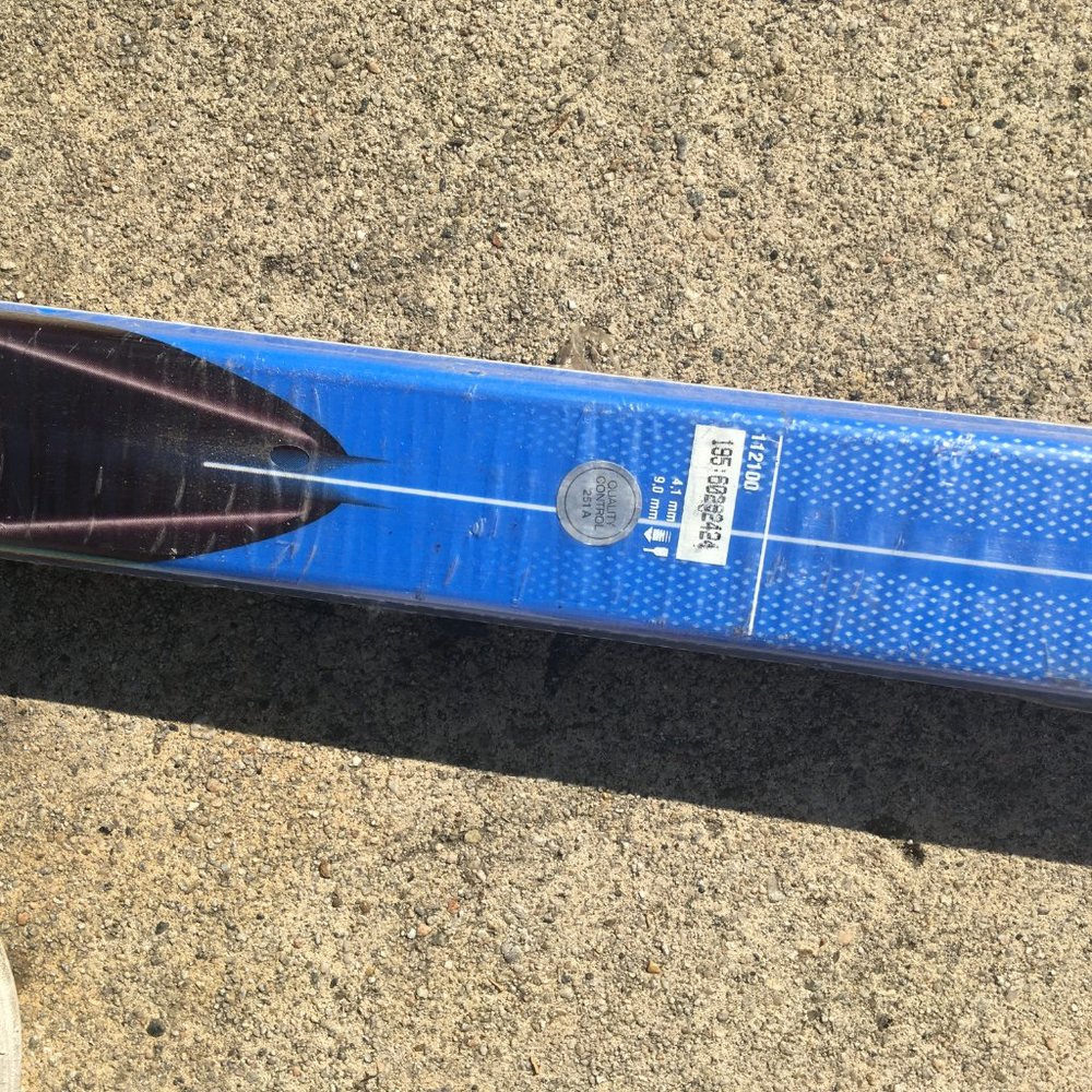 SKIS FOR SALE - Picture 2 of 4